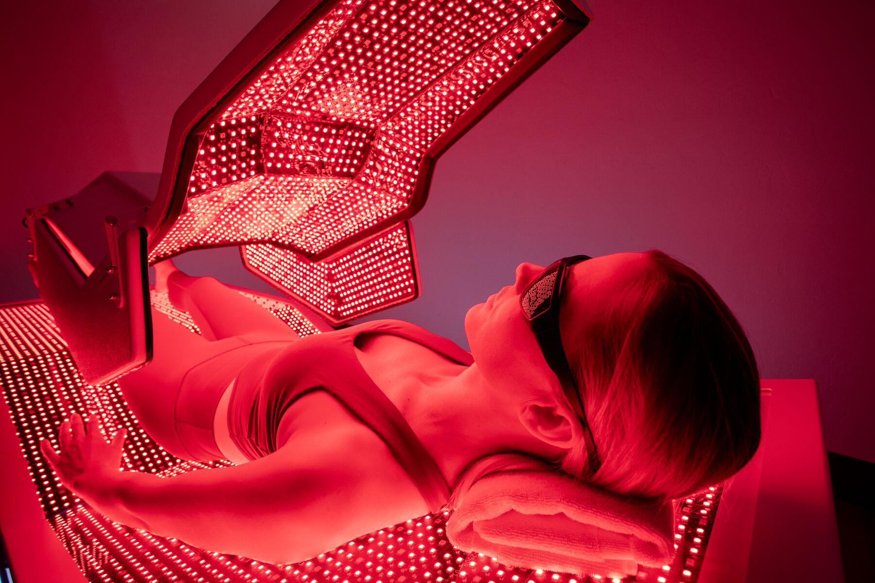 Red Light Therapy Benefits: Cellular Support and Recovery